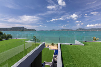 X10 Seaview At Resor